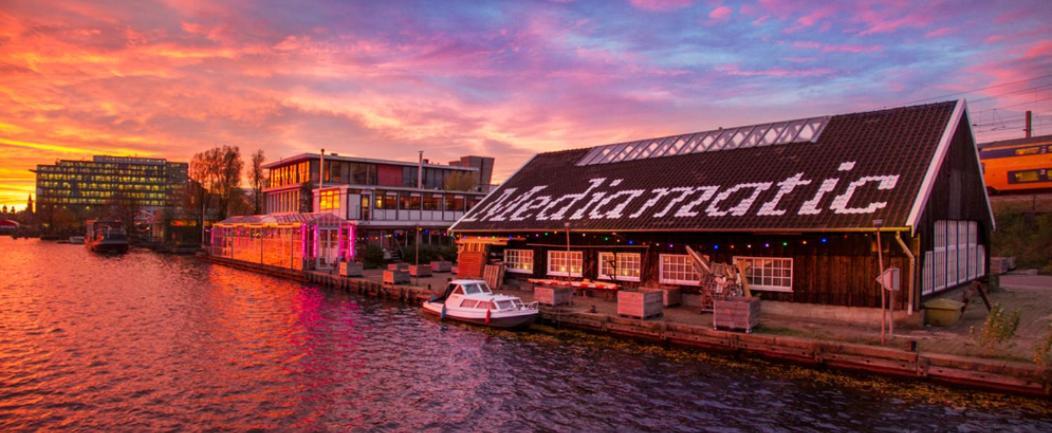 Private Guesthouse Bnb The Waterhouse Houseboat Amsterdam Luaran gambar